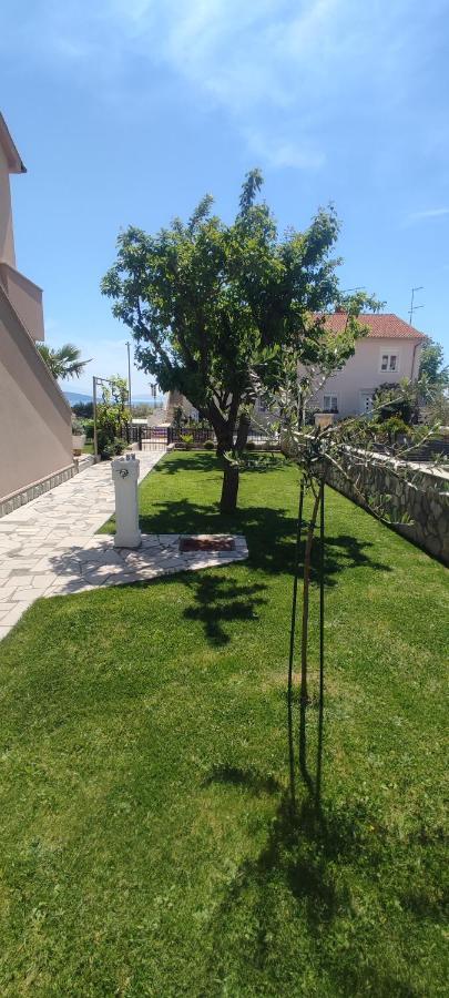 Apartmani Vesna Krk Town Exterior photo